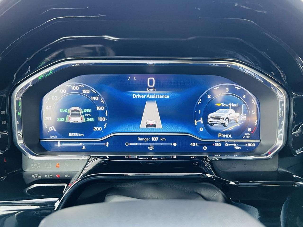 2025 Chevrolet Silverado 1500 LT Photo