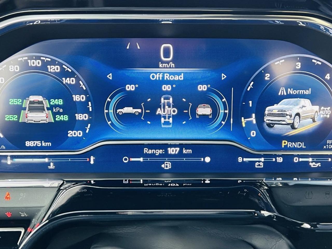 2025 Chevrolet Silverado 1500 LT Photo