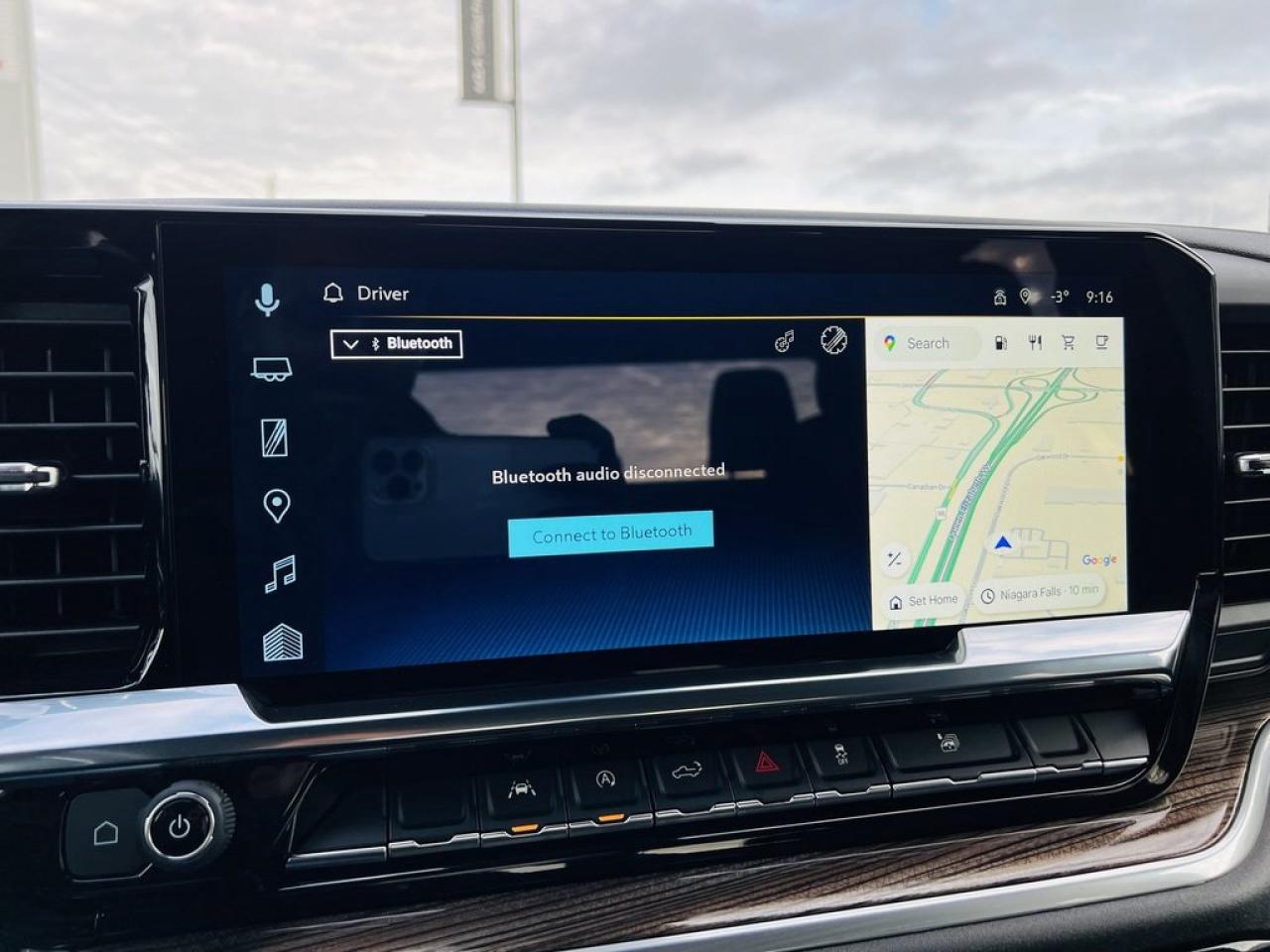 2025 Chevrolet Silverado 1500 LT Photo