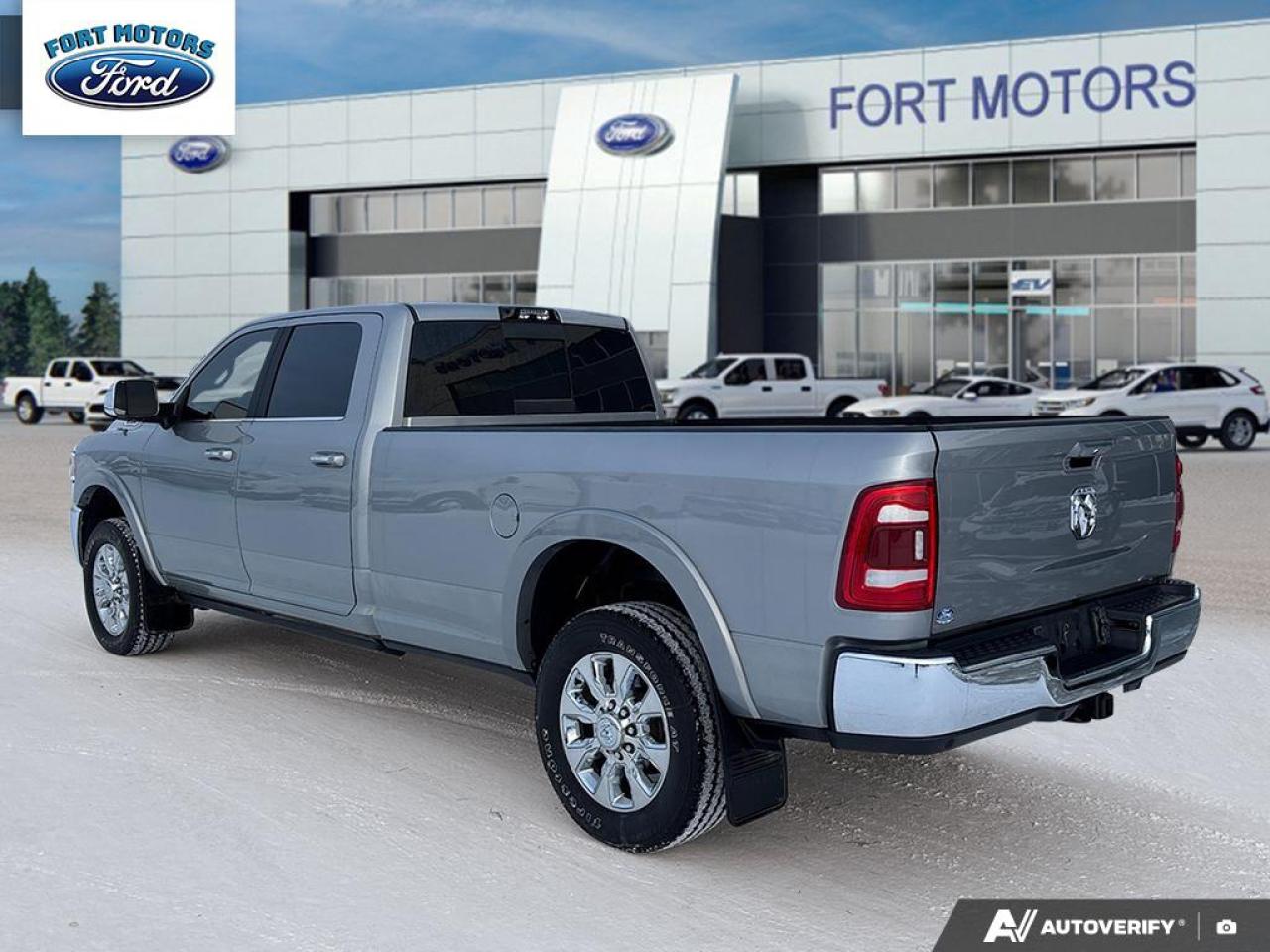 2022 RAM 3500 Limited Photo3