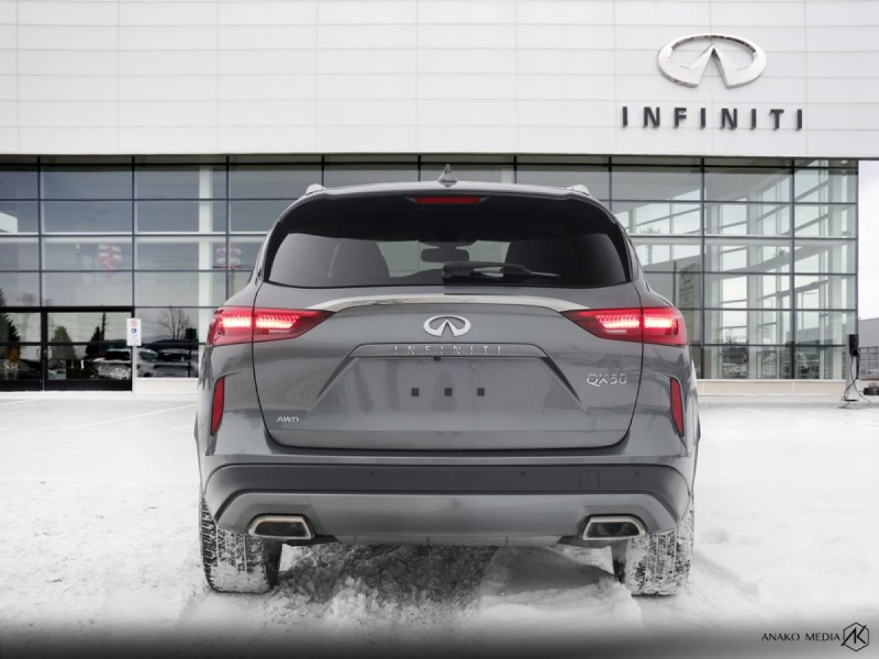 2021 Infiniti QX50 LUXE I-LINE  -  Sunroof -  Navigation Photo2