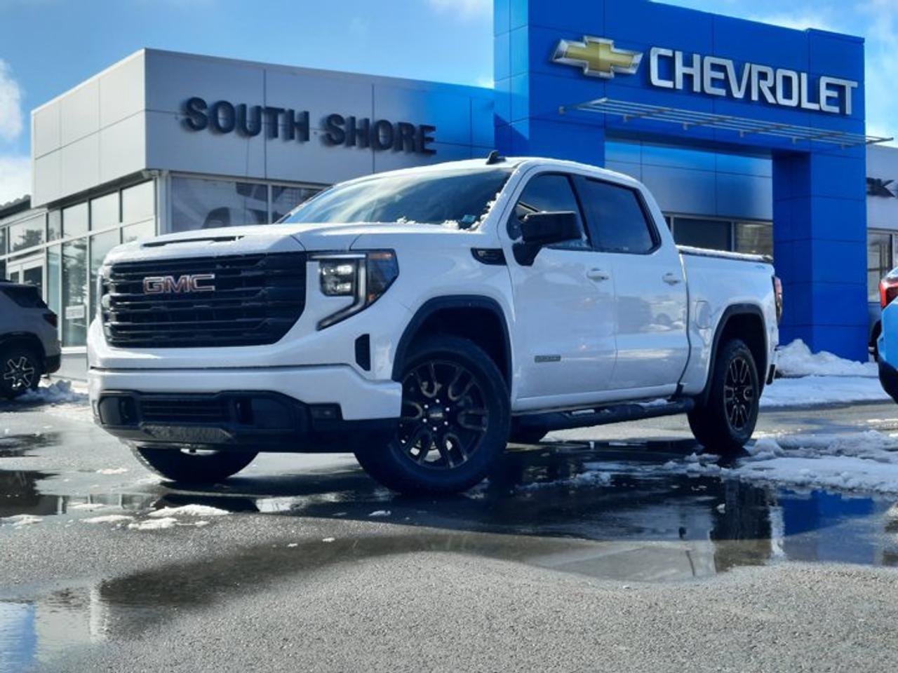 4WD Crew Cab 147 Elevation, 10-Speed Automatic, Gas V8 5.3L/325