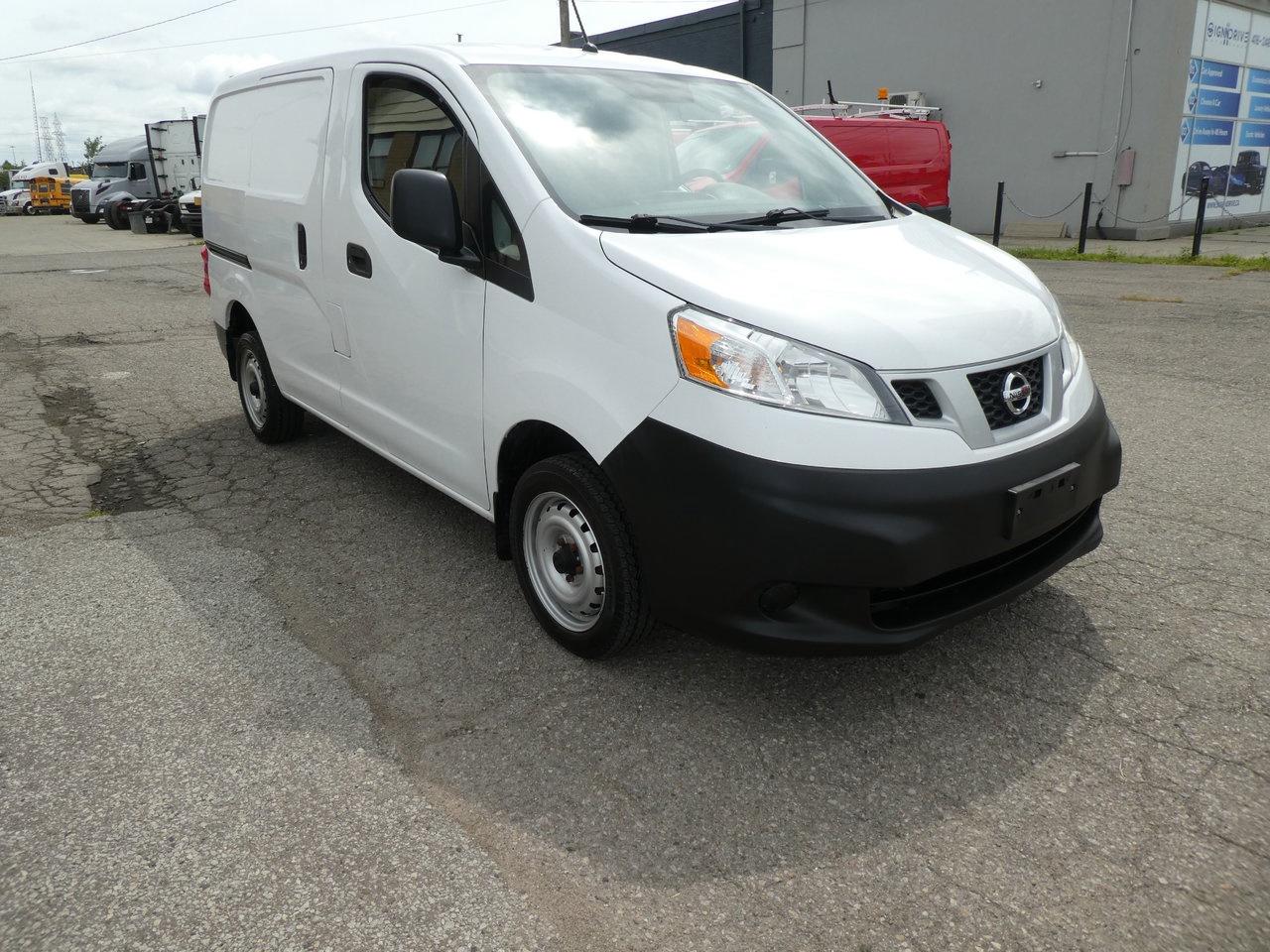 2017 Nissan NV200 NV200 CARGO Photo