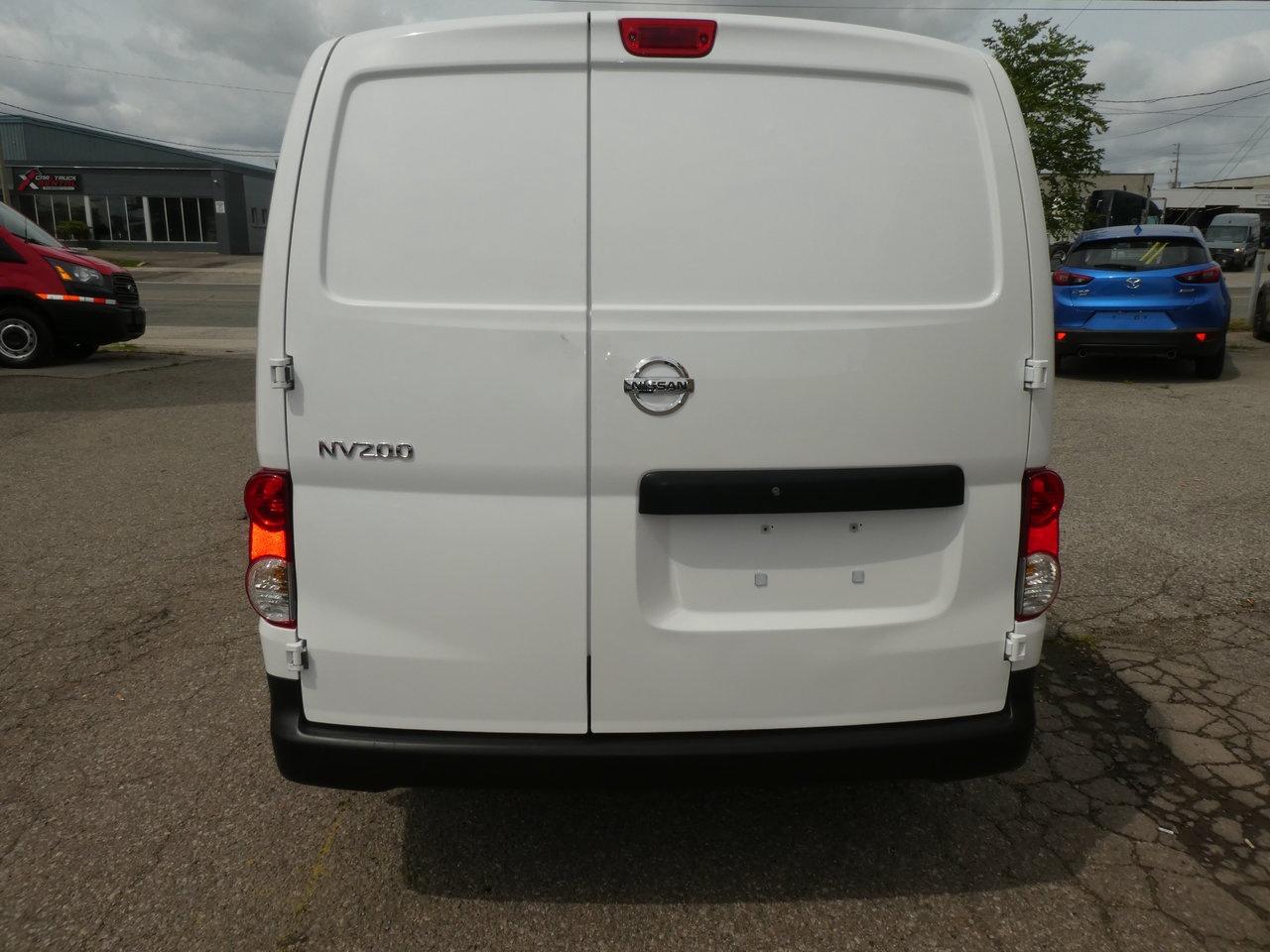 2017 Nissan NV200 NV200 CARGO Photo