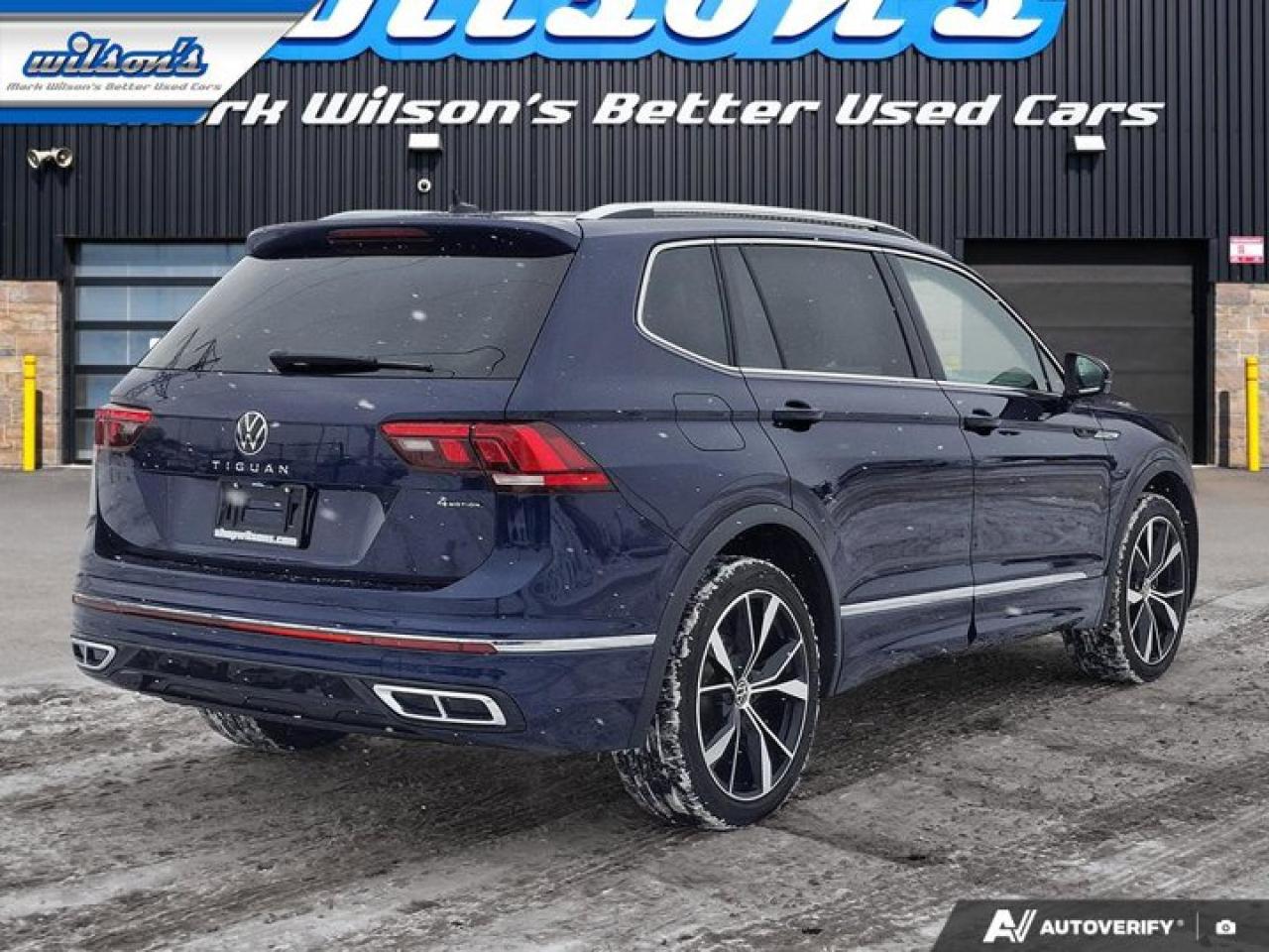 2024 Volkswagen Tiguan Highline R-Line AWD | 7 Passenger | Leather | Heated and Cooled Seats | Panoramic Sunroof and More ! Photo