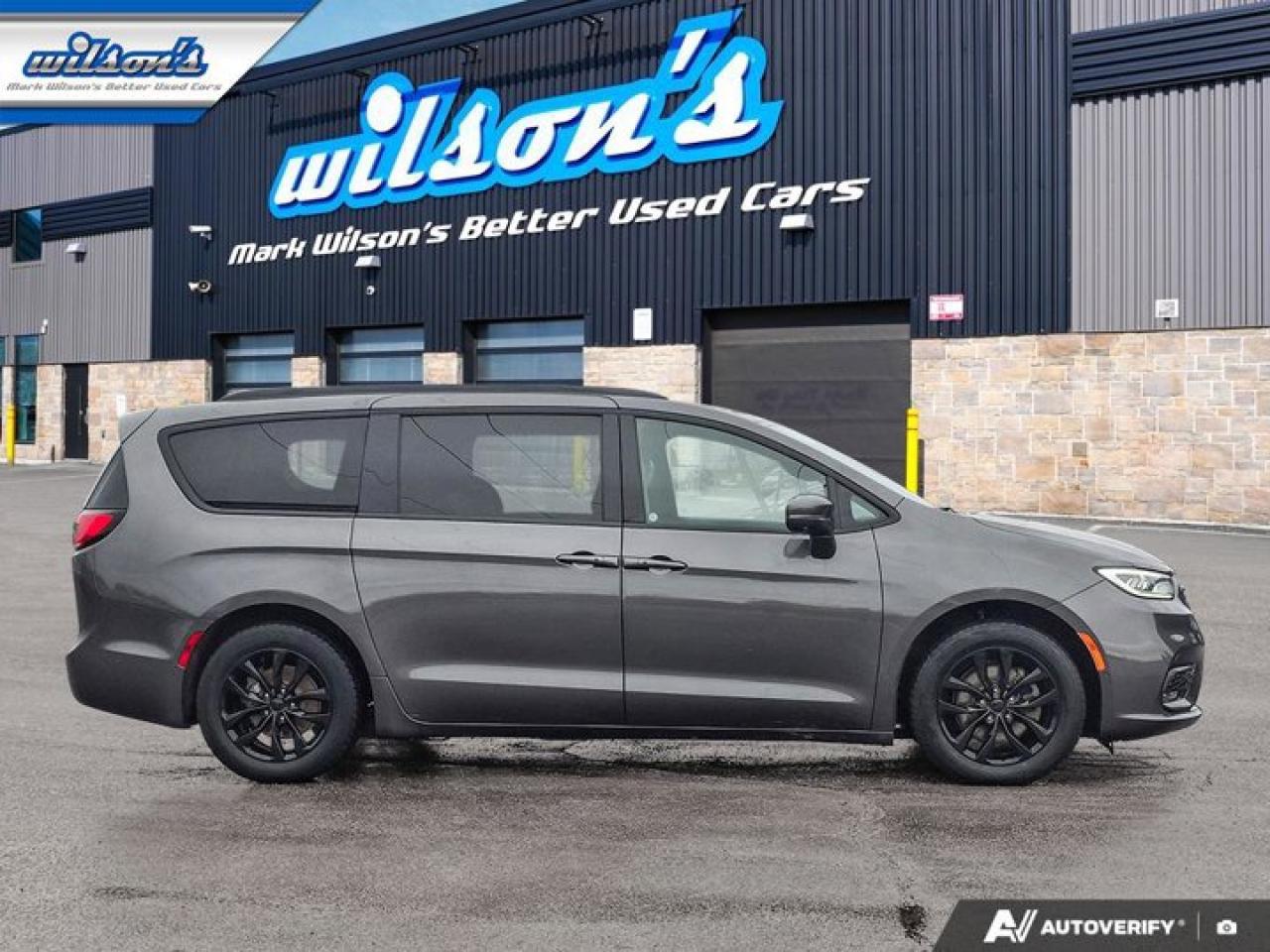 2022 Chrysler Pacifica Hybrid Limited | S Appearance PKG | Nappa Leather | FamCam | 360 Camera | Wireless Charging | Photo