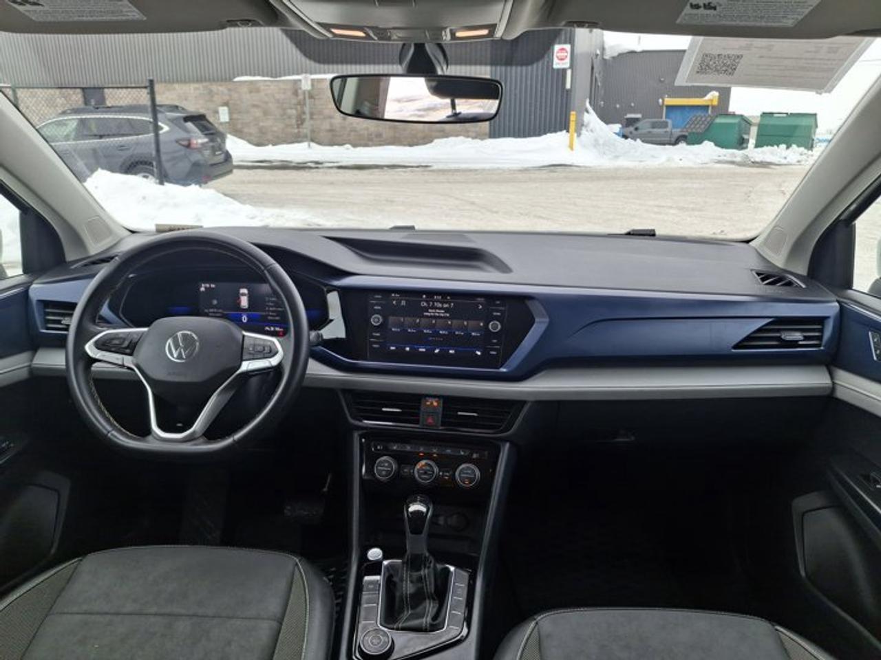 2023 Volkswagen Taos Comfortline AWD | Remote Start | Carplay and Android Auto | Cruise Control | and More ! Photo