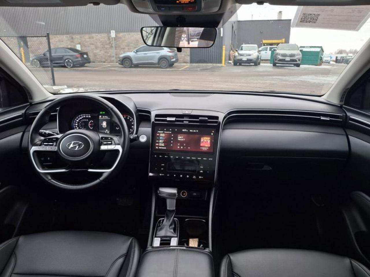 2024 Hyundai Tucson Trend AWD | Leather | Pano Roof | Navi | Heated Seats + Steering | Adaptive Cruise | and More ! Photo