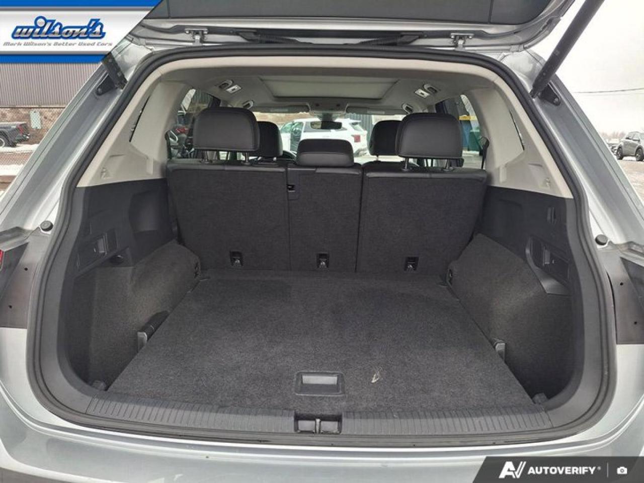 2024 Volkswagen Tiguan Comfortline AWD | Panoramic Sunroof | Leatherette | Adaptive Cruise | Heated Wheel + Seats & More ! Photo