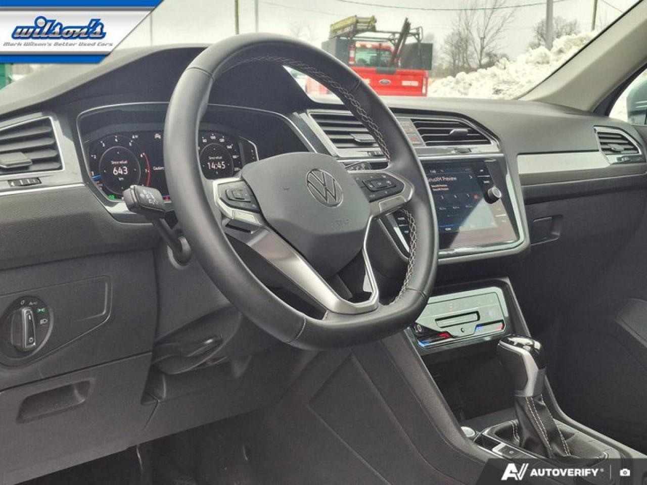 2024 Volkswagen Tiguan Comfortline AWD | Panoramic Sunroof | Leatherette | Adaptive Cruise | Heated Wheel + Seats & More ! Photo