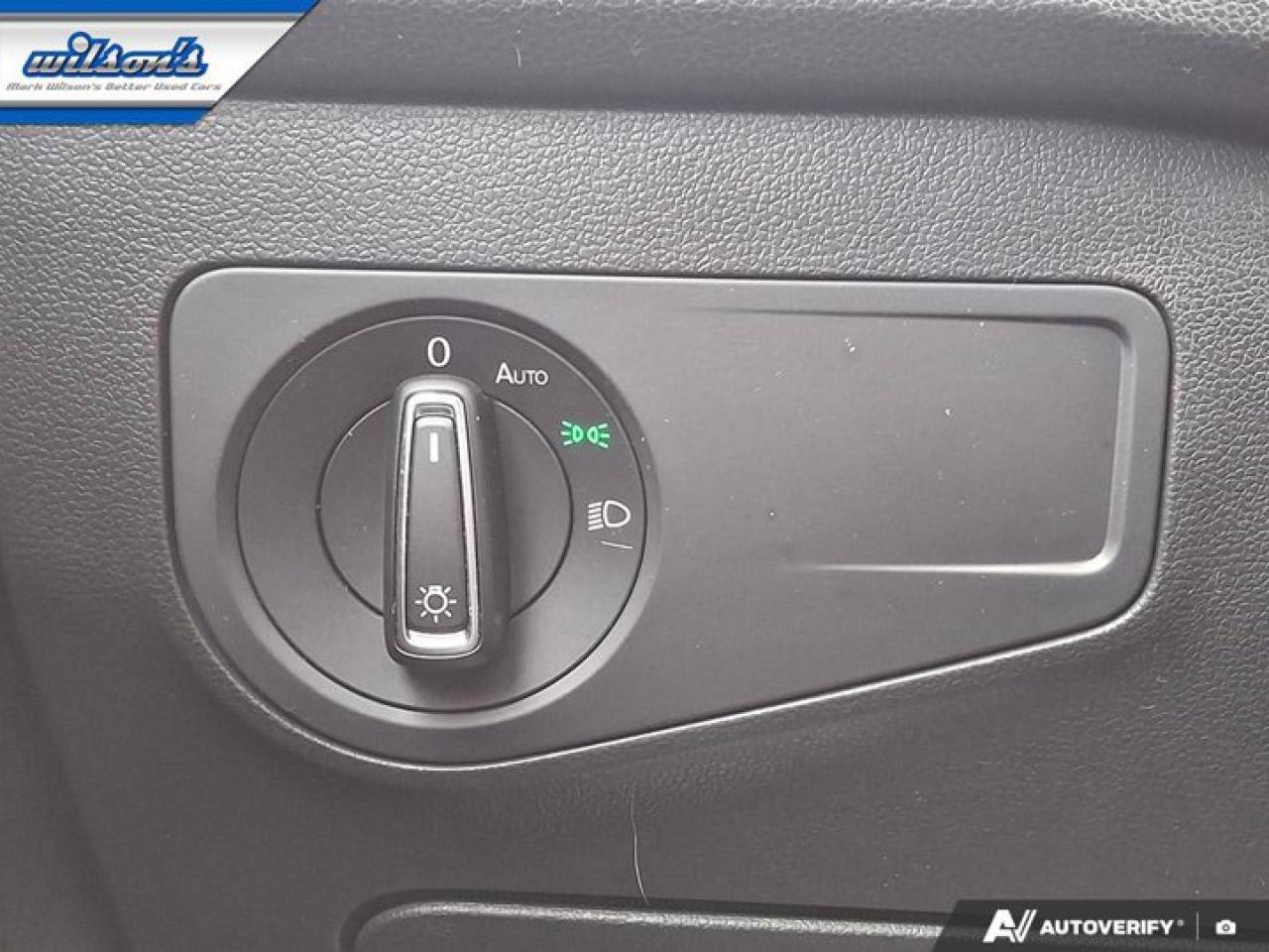 2024 Volkswagen Tiguan Comfortline AWD | Panoramic Sunroof | Leatherette | Adaptive Cruise | Heated Wheel + Seats & More ! Photo