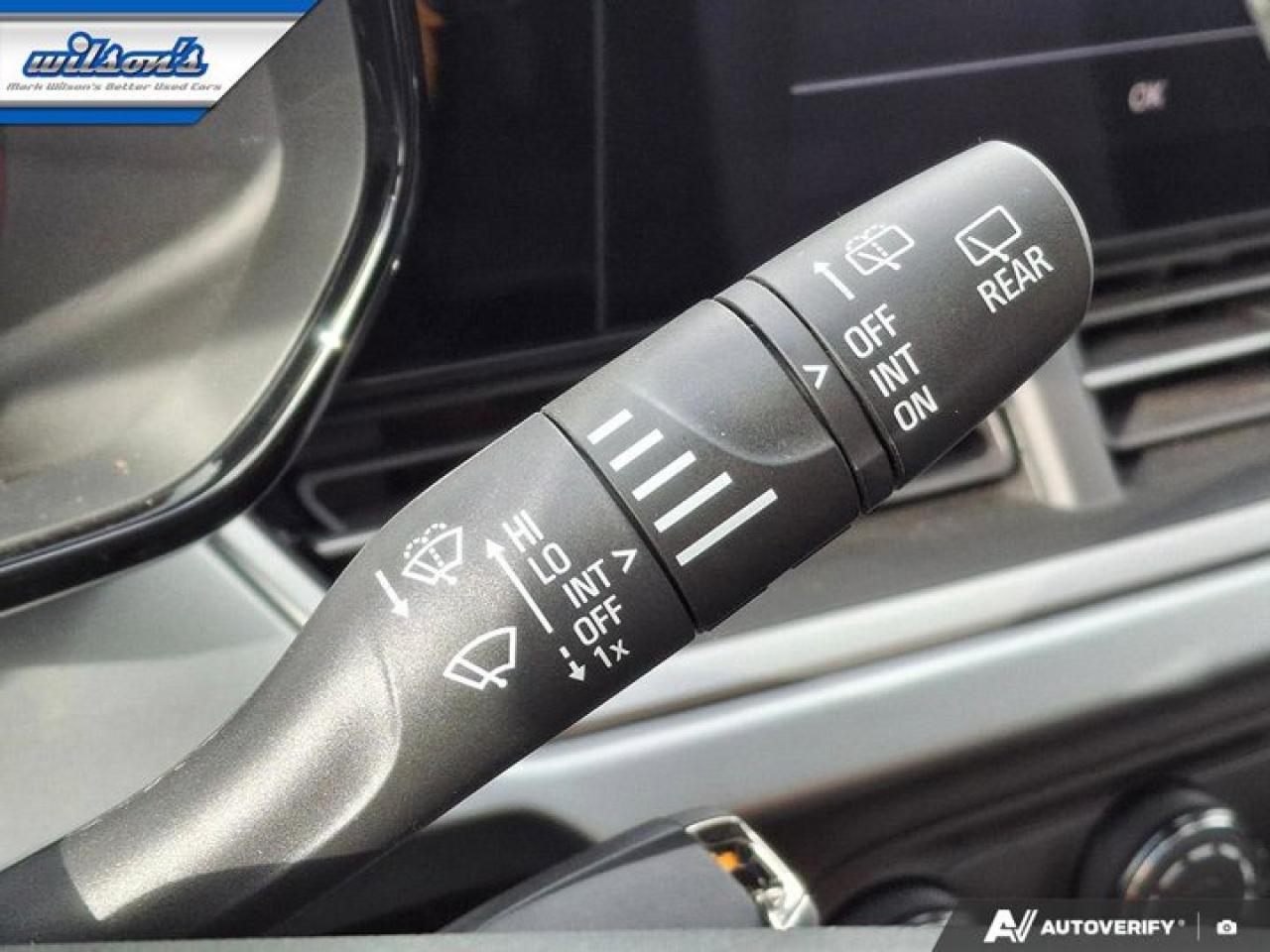 2024 Chevrolet Trax 1RS | Sunroof | Heated Wheel + Seats | CarPlay + Android | Rear Camera | Alloy Wheels and More ! Photo