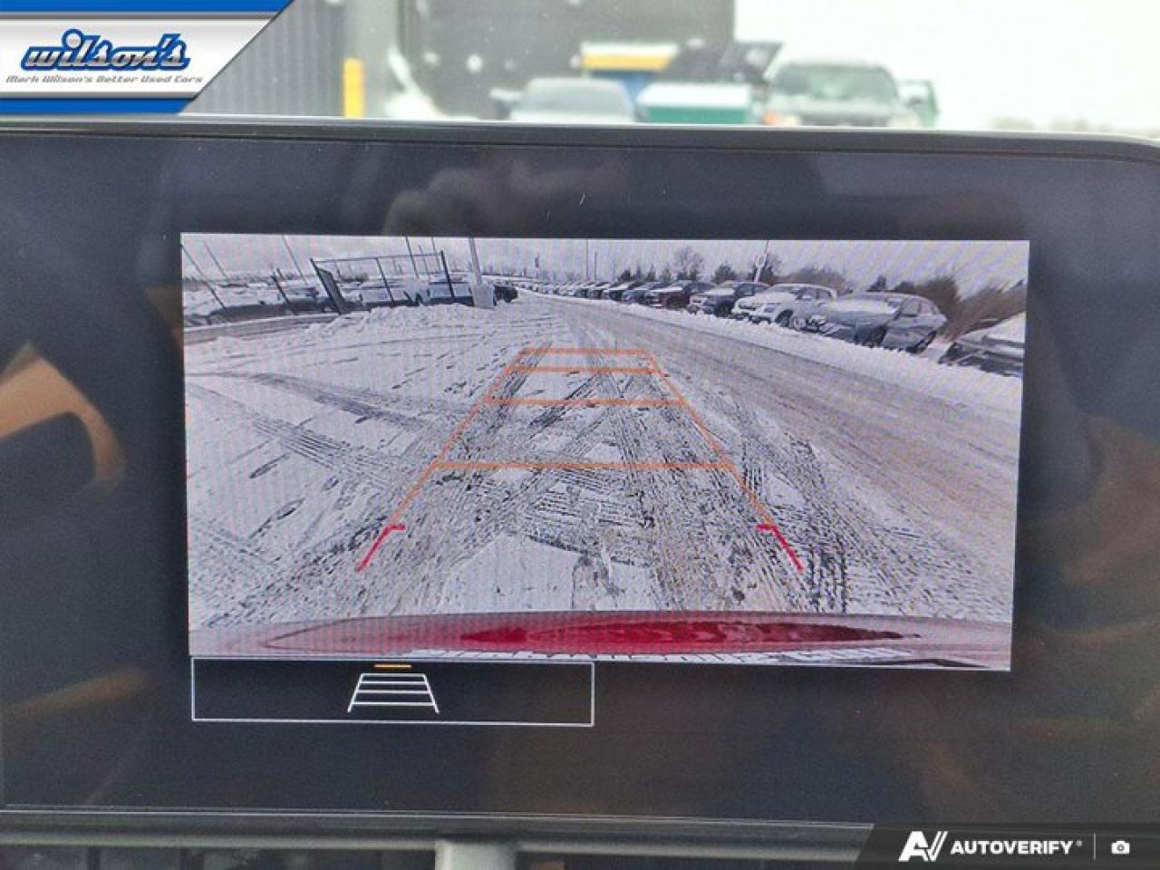 2024 Chevrolet Trax 1RS | Sunroof | Heated Wheel + Seats | CarPlay + Android | Rear Camera | Alloy Wheels and More ! Photo