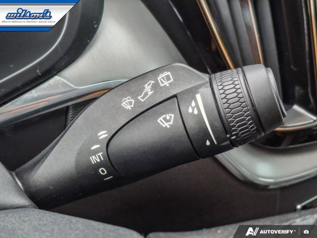 2023 Volvo XC60 Core AWD | Leather | Sunroof | Nav | Heated Seats | Power Seat | Rear Camera | and More ! Photo