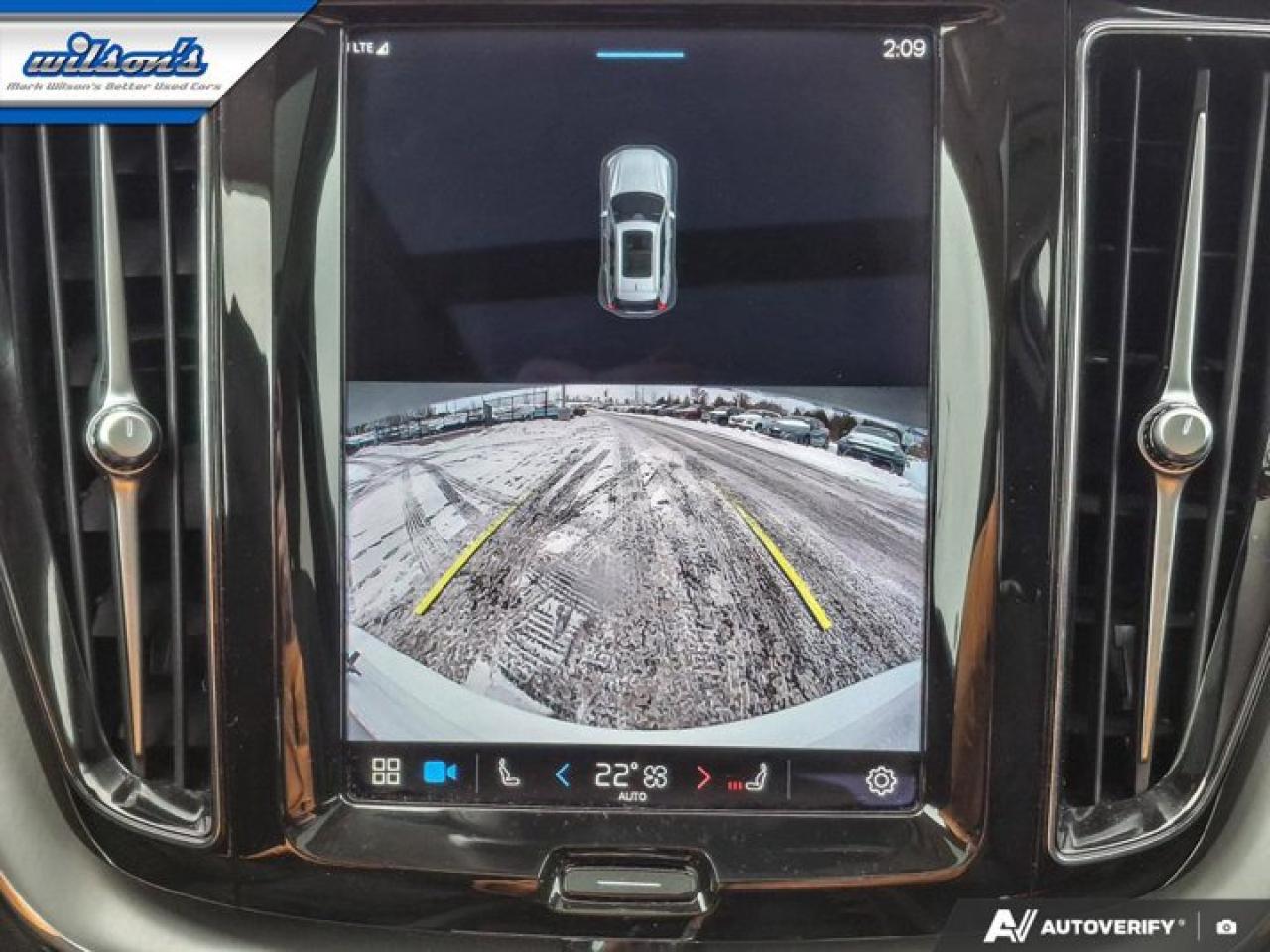 2023 Volvo XC60 Core AWD | Leather | Sunroof | Nav | Heated Seats | Power Seat | Rear Camera | and More ! Photo