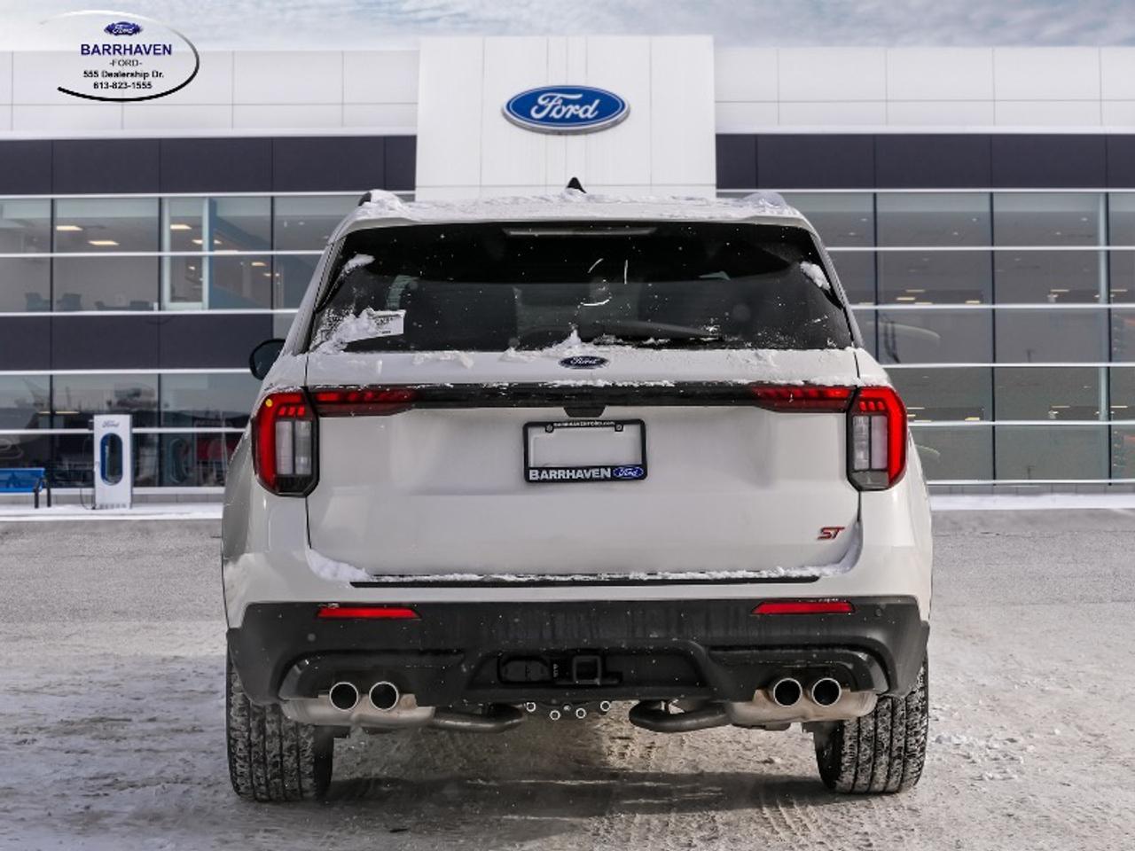 2026 Ford Explorer ST Photo3