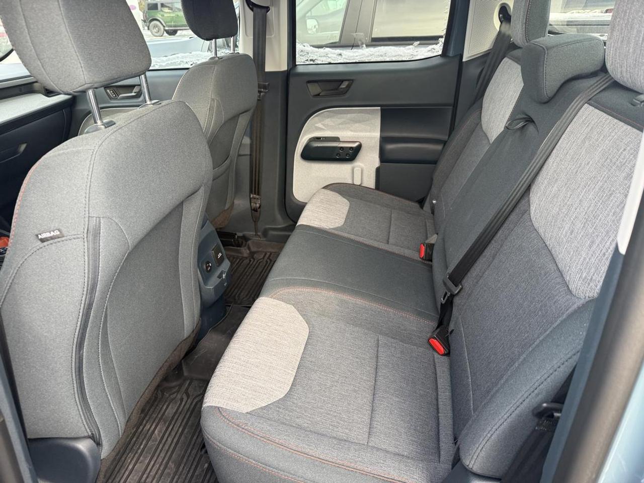 2023 Ford Maverick XLT HYBRID Photo