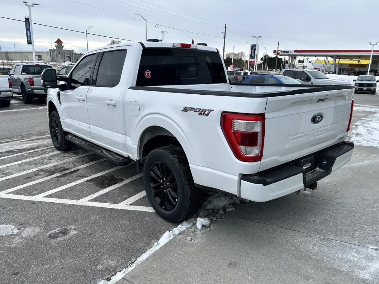 2022 Ford F-150 Lariat Photo