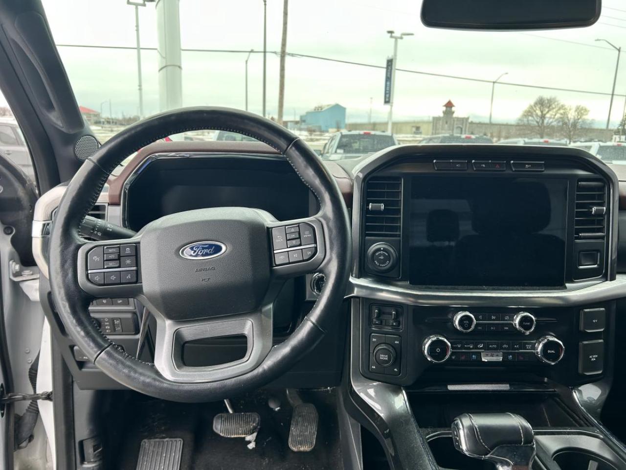 2022 Ford F-150 Lariat Photo