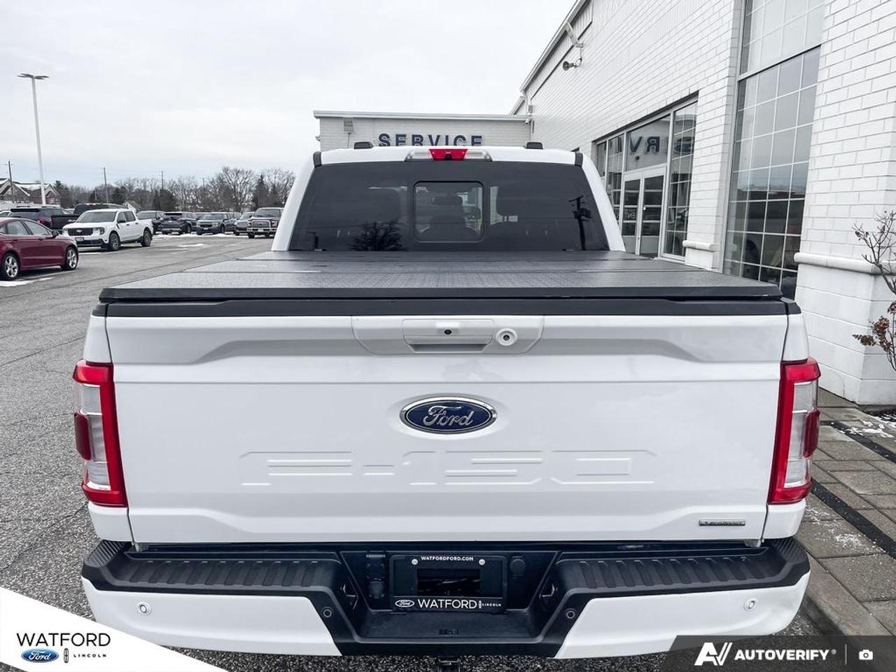2022 Ford F-150 Lariat 4WD SuperCrew 5.5' Box Photo