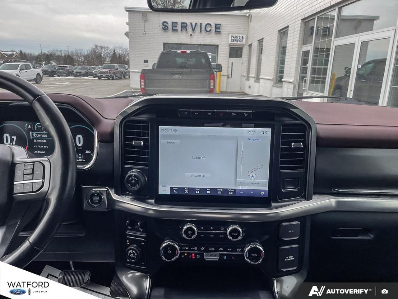 2022 Ford F-150 Lariat 4WD SuperCrew 5.5' Box Photo