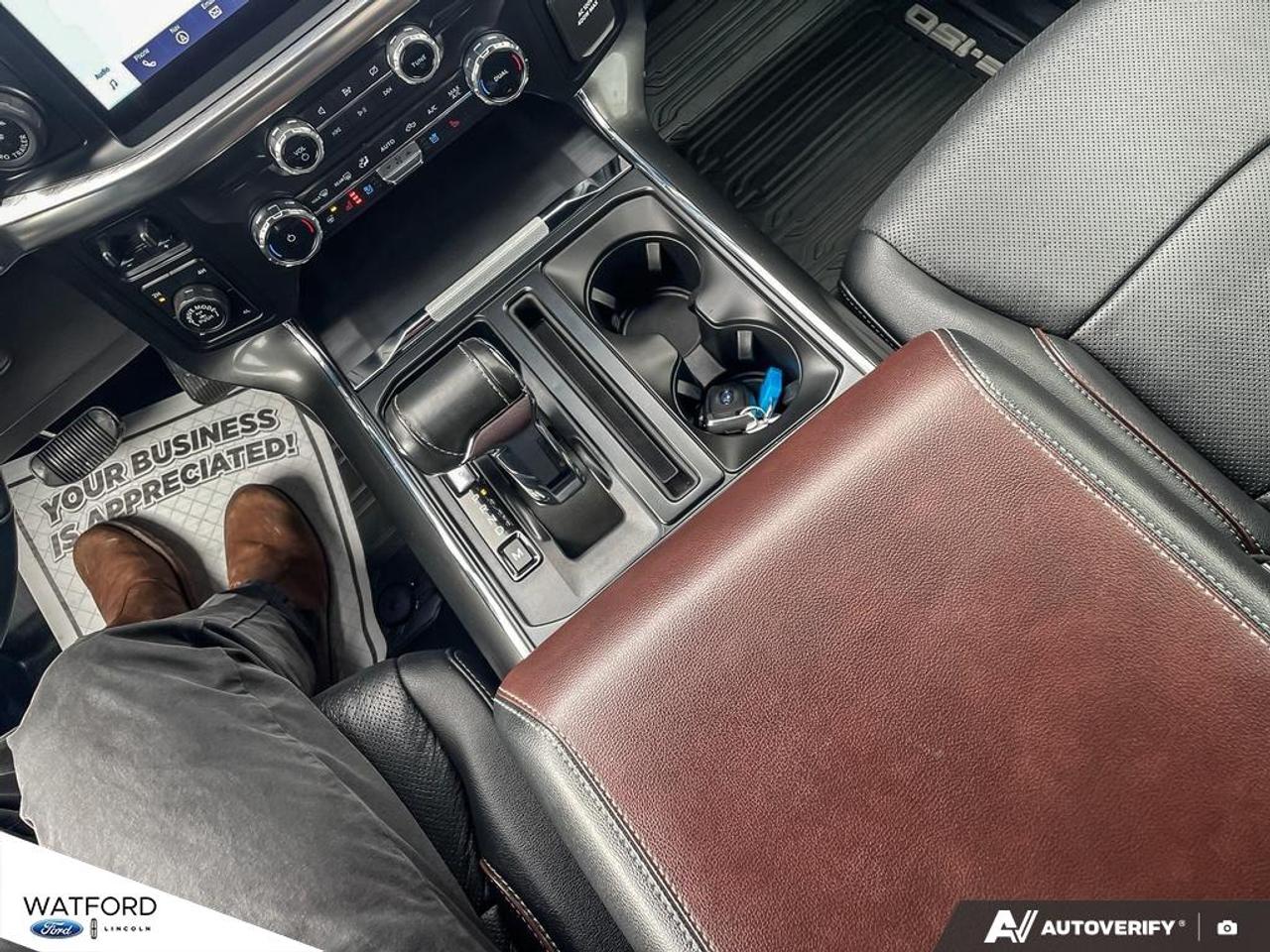 2022 Ford F-150 Lariat 4WD SuperCrew 5.5' Box Photo