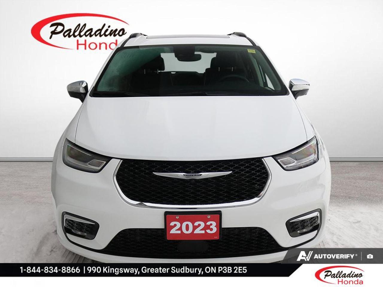 2023 Chrysler Pacifica Limited Photo