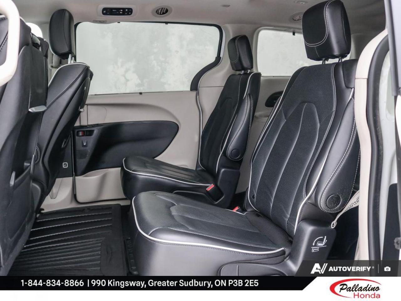 2023 Chrysler Pacifica Limited Photo