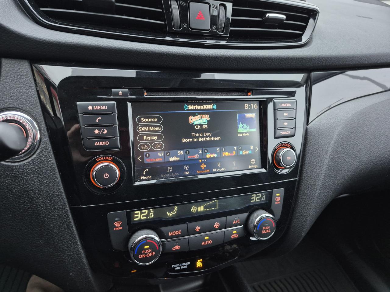 2022 Nissan Qashqai SV AWD Photo9