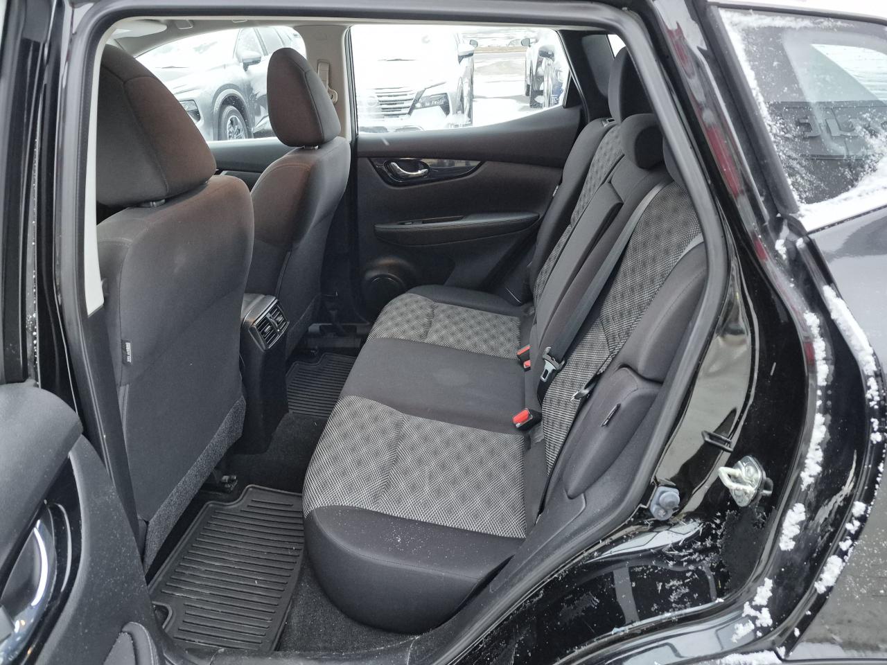 2022 Nissan Qashqai SV AWD Photo13