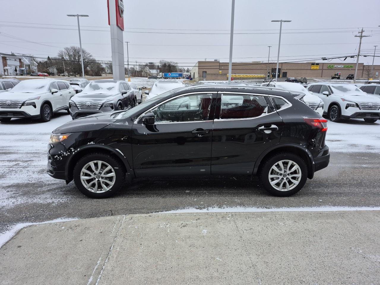 2022 Nissan Qashqai SV AWD Photo3