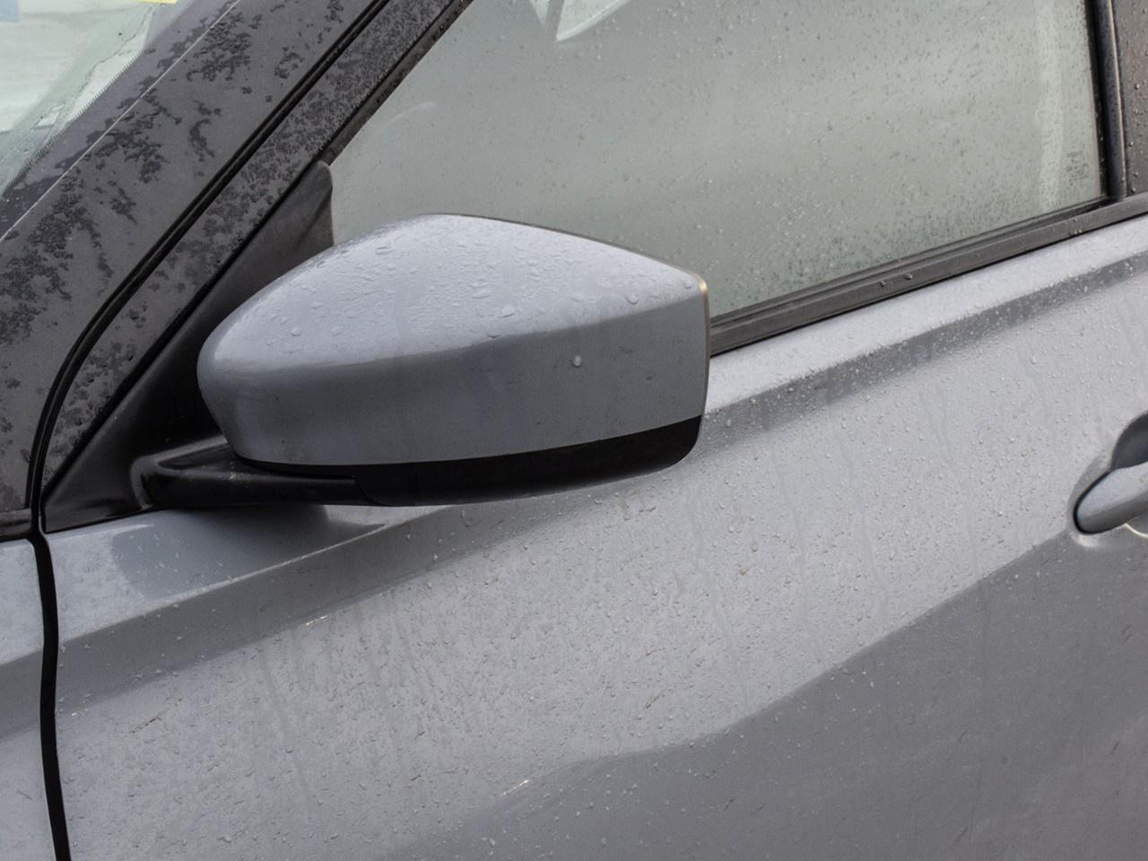 2024 Nissan Kicks SV FWD Photo