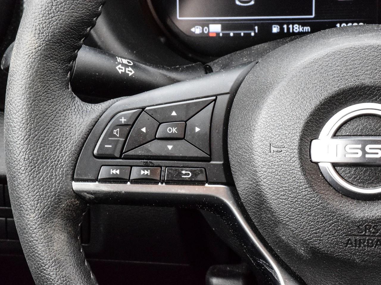 2024 Nissan Kicks SV FWD Photo