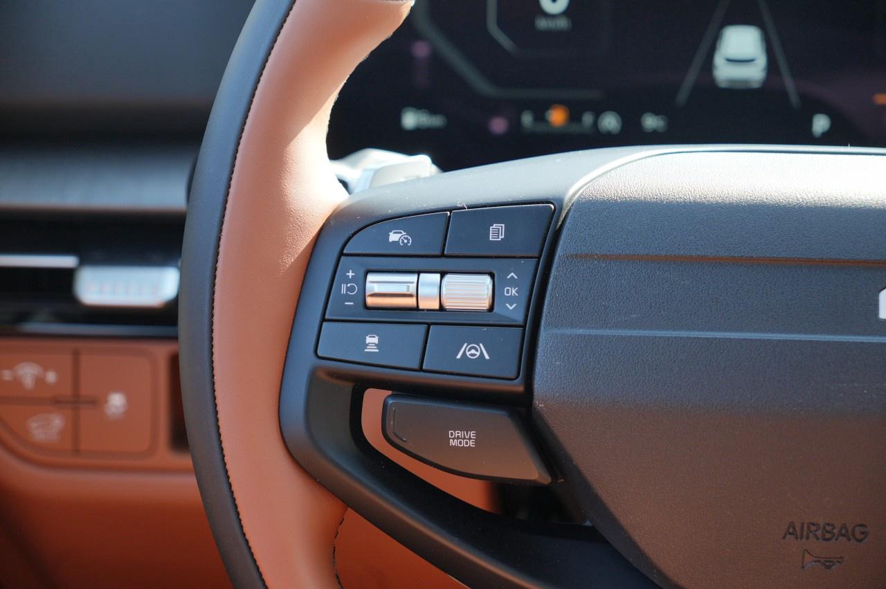 2026 Kia Sportage X-Line Limited AWD w/Brown Interior Photo