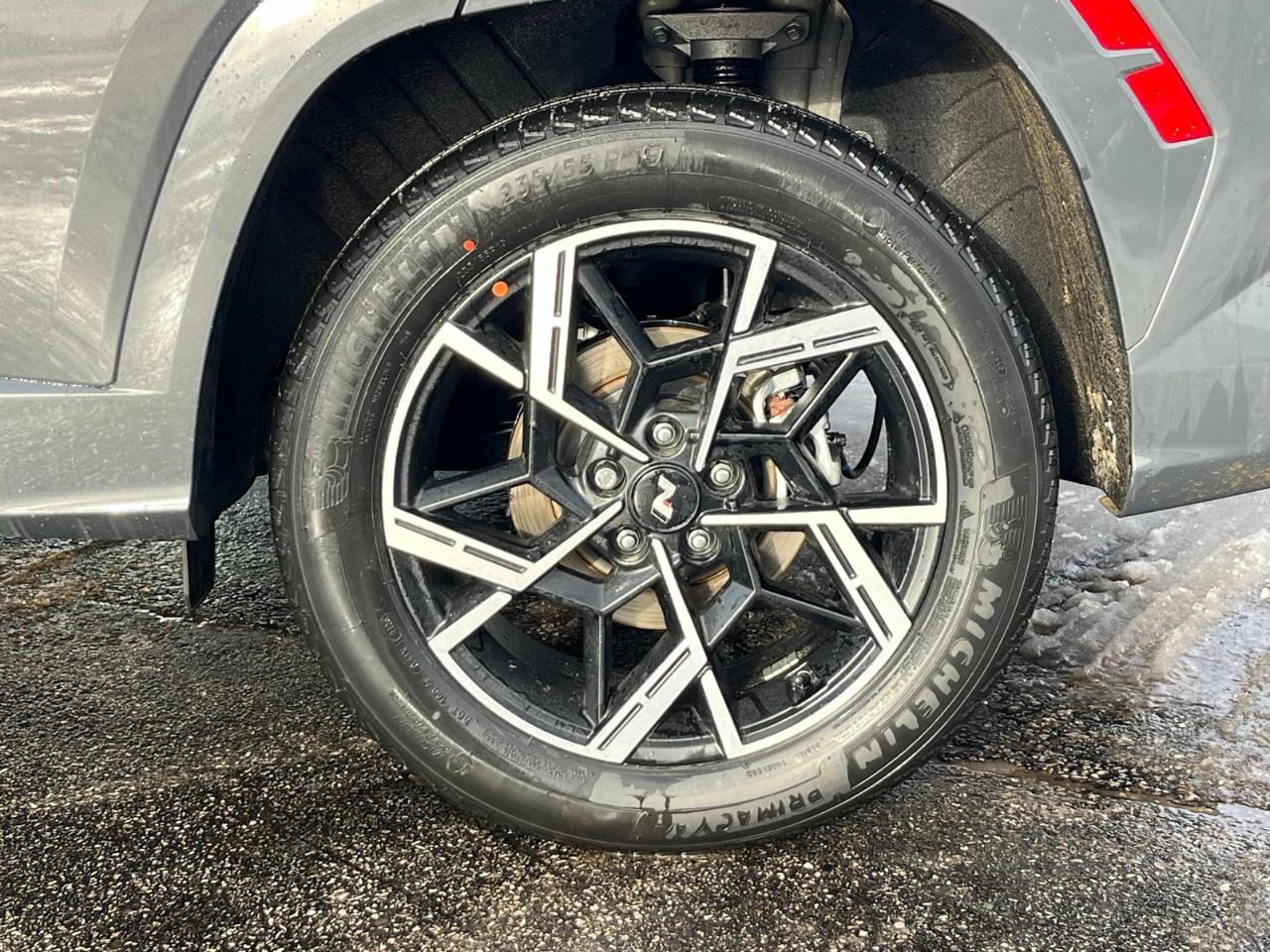 2026 Hyundai Tucson Hybrid N-Line AWD Photo3