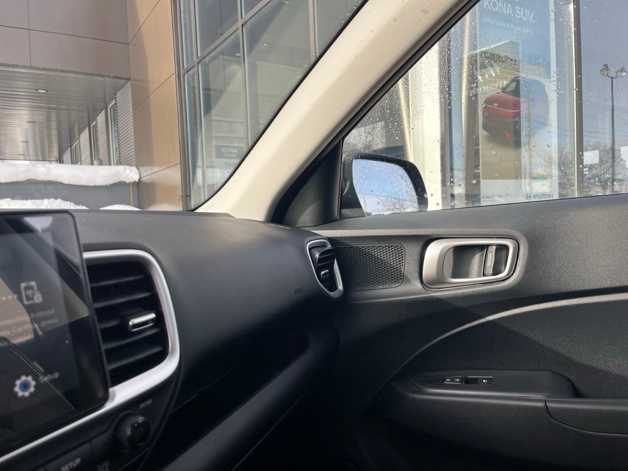 2026 Hyundai Venue Preferred IVT Photo