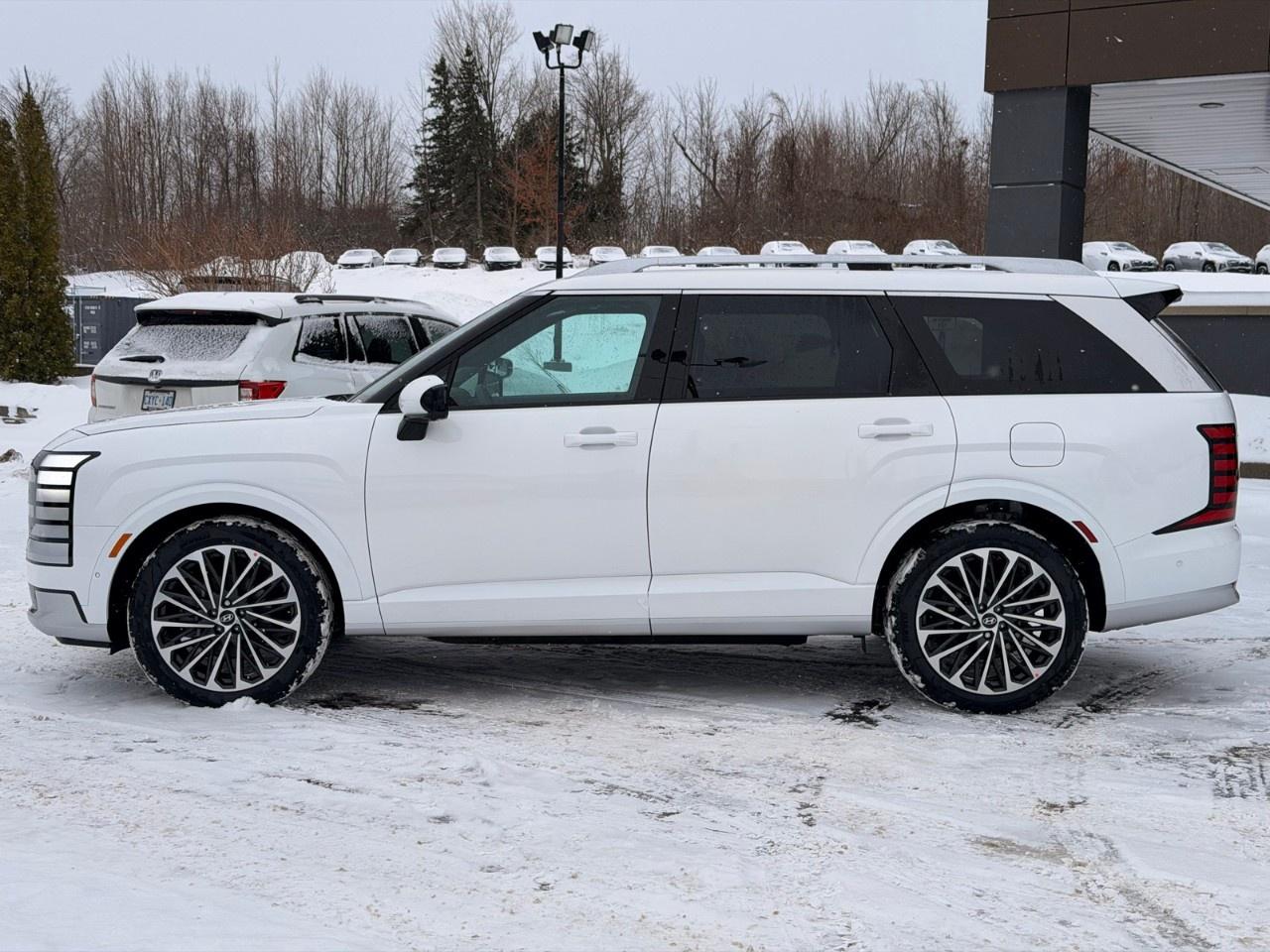 2026 Hyundai PALISADE ULTIMATE CALLIGRAPHY AWD Photo2