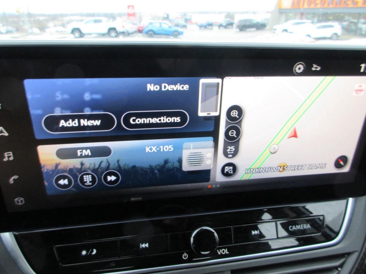 2024 Nissan Altima SR Photo