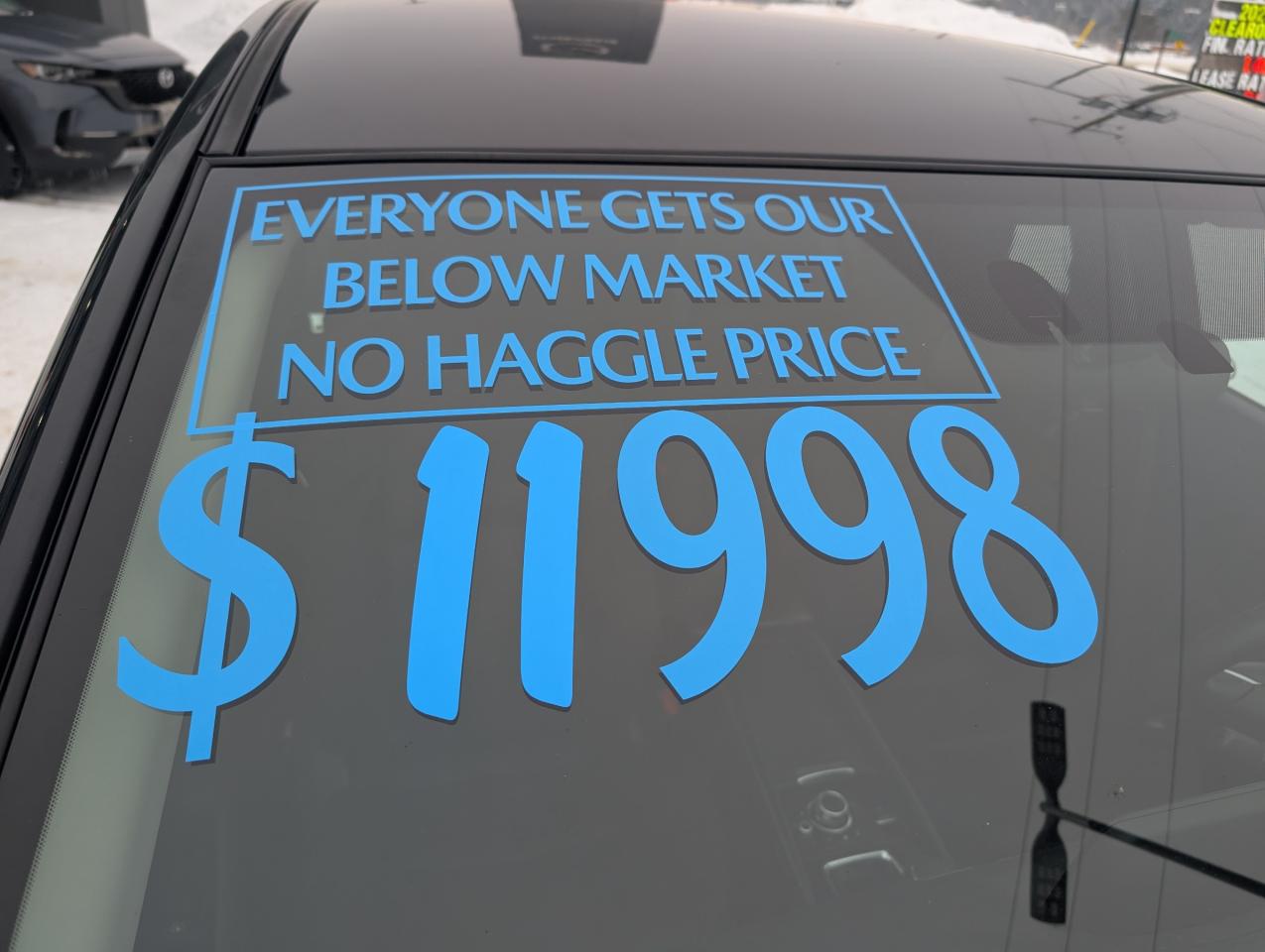 2017 Mazda MAZDA3 GX Photo