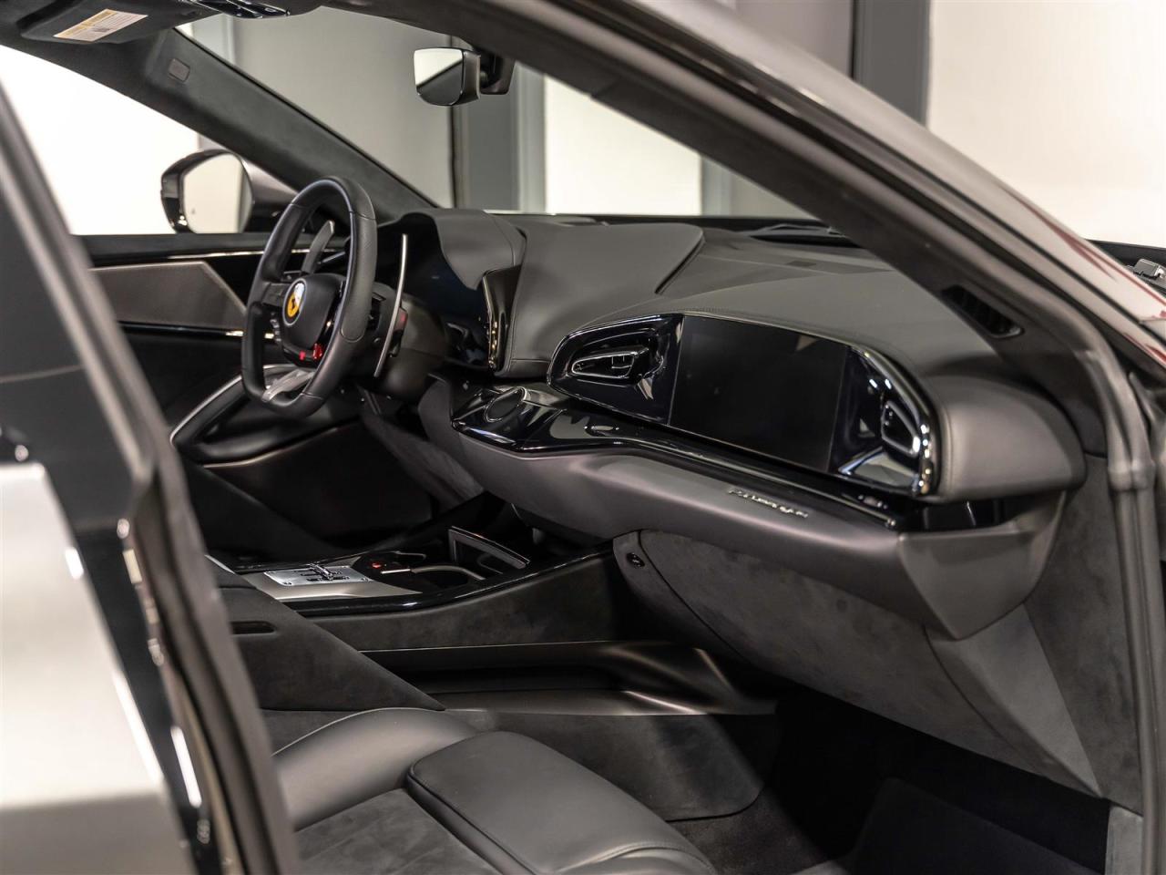 2024 Ferrari 328 HEADS-UP|23INCH WHEELS|FERRARI CLASSIC COLOUR Photo