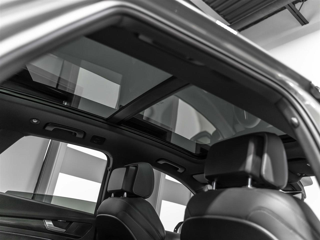 2021 Audi SQ5 $5000 DOWN $349 BI WEEKLY |PROGRESSIV|CARBON INTERIOR|BLINDSPOT|ACCIDENT FREE Photo