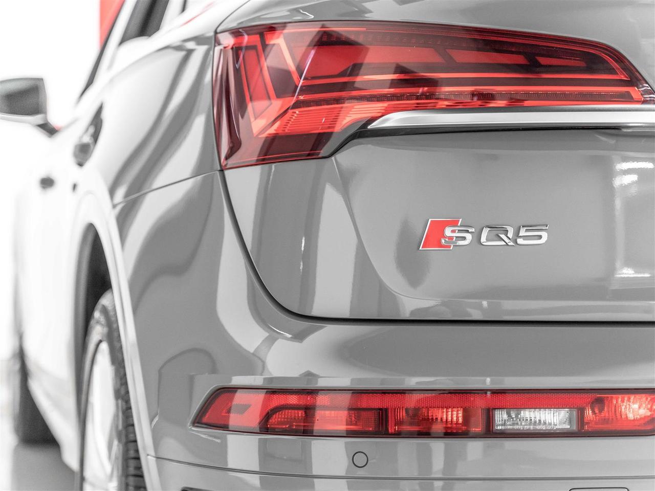 2021 Audi SQ5 $5000 DOWN $349 BI WEEKLY |PROGRESSIV|CARBON INTERIOR|BLINDSPOT|ACCIDENT FREE Photo