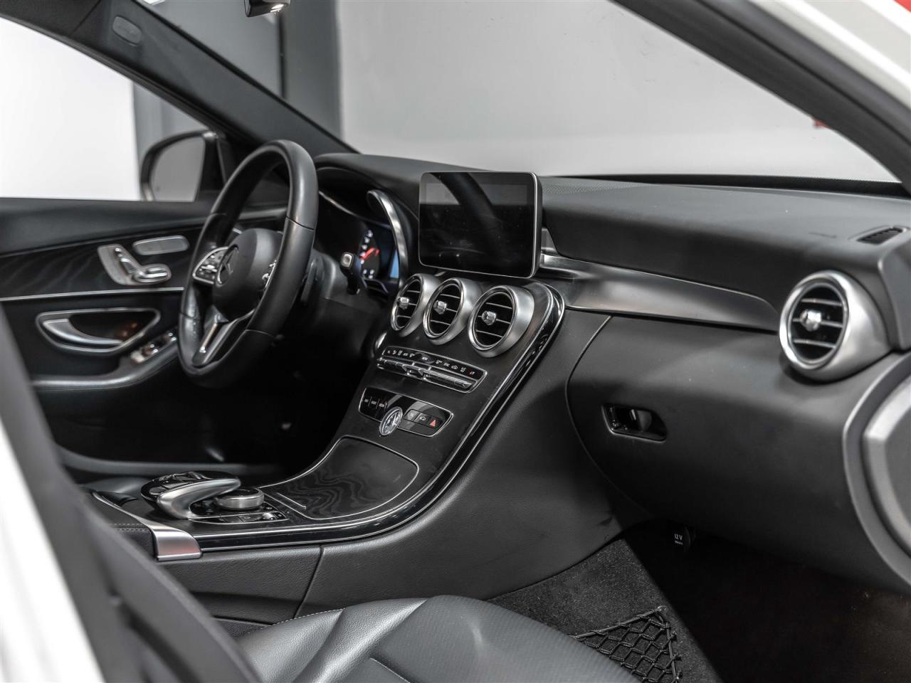 2019 Mercedes-Benz C 300 C 300|AMG PKG|BLINDSPOT|360CAM|NAVI|PANO|LOADED Photo