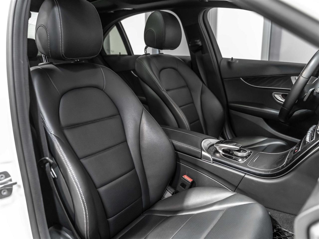 2019 Mercedes-Benz C 300 C 300|AMG PKG|BLINDSPOT|360CAM|NAVI|PANO|LOADED Photo