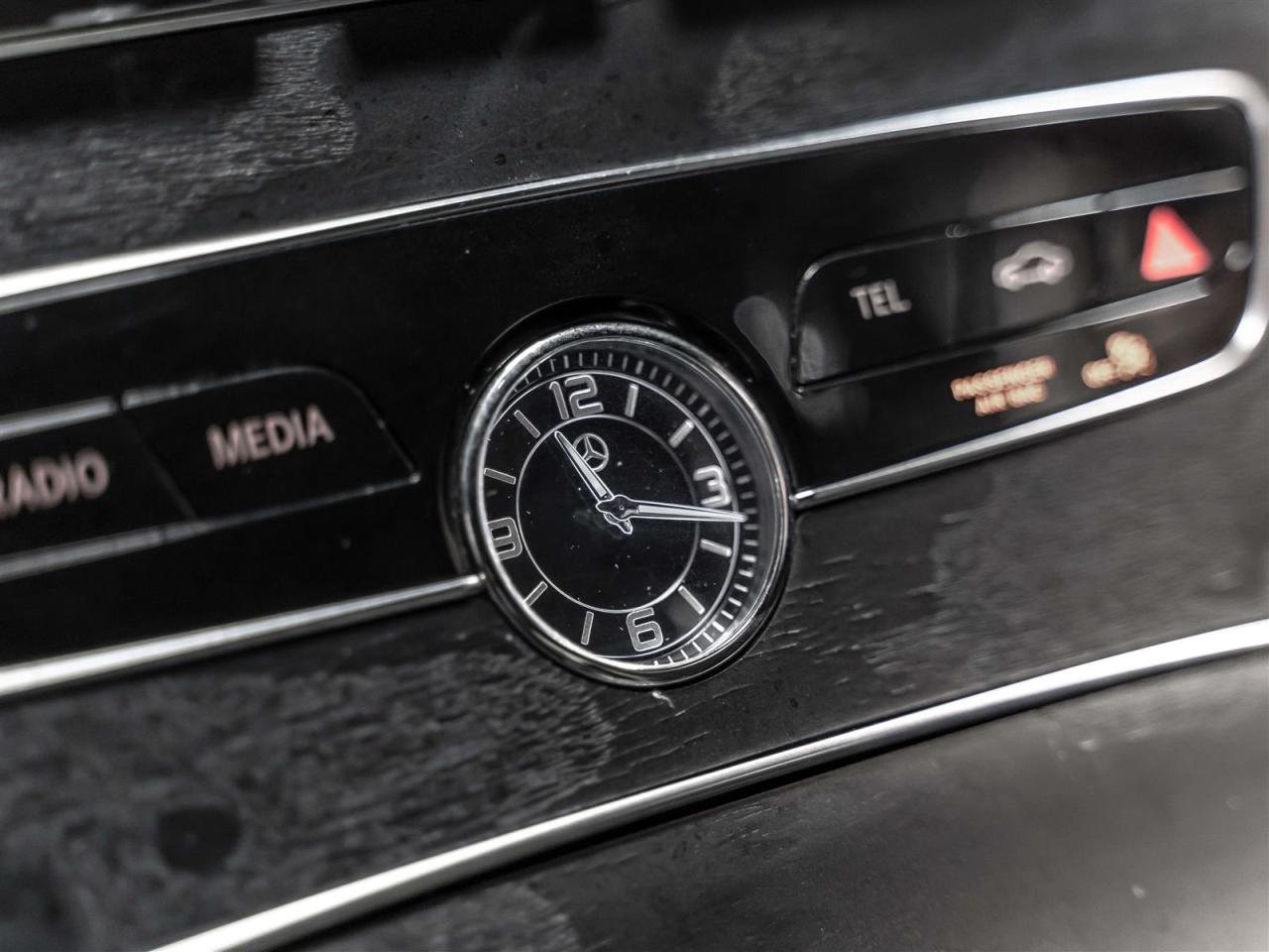 2019 Mercedes-Benz C 300 C 300|AMG PKG|BLINDSPOT|360CAM|NAVI|PANO|LOADED Photo