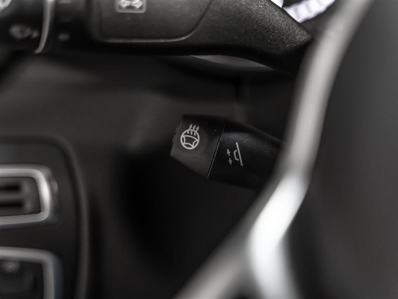 2019 Mercedes-Benz C 300 C 300|AMG PKG|BLINDSPOT|360CAM|NAVI|PANO|LOADED Photo