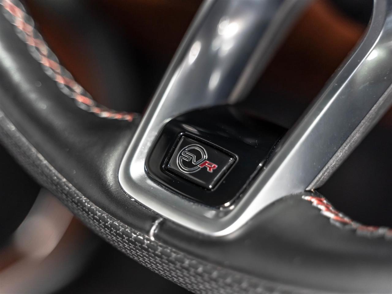 2022 Jaguar F-PACE SVR|550HP|ADAPT CRUISE|360CAM|MERIDIAN|LOADED Photo