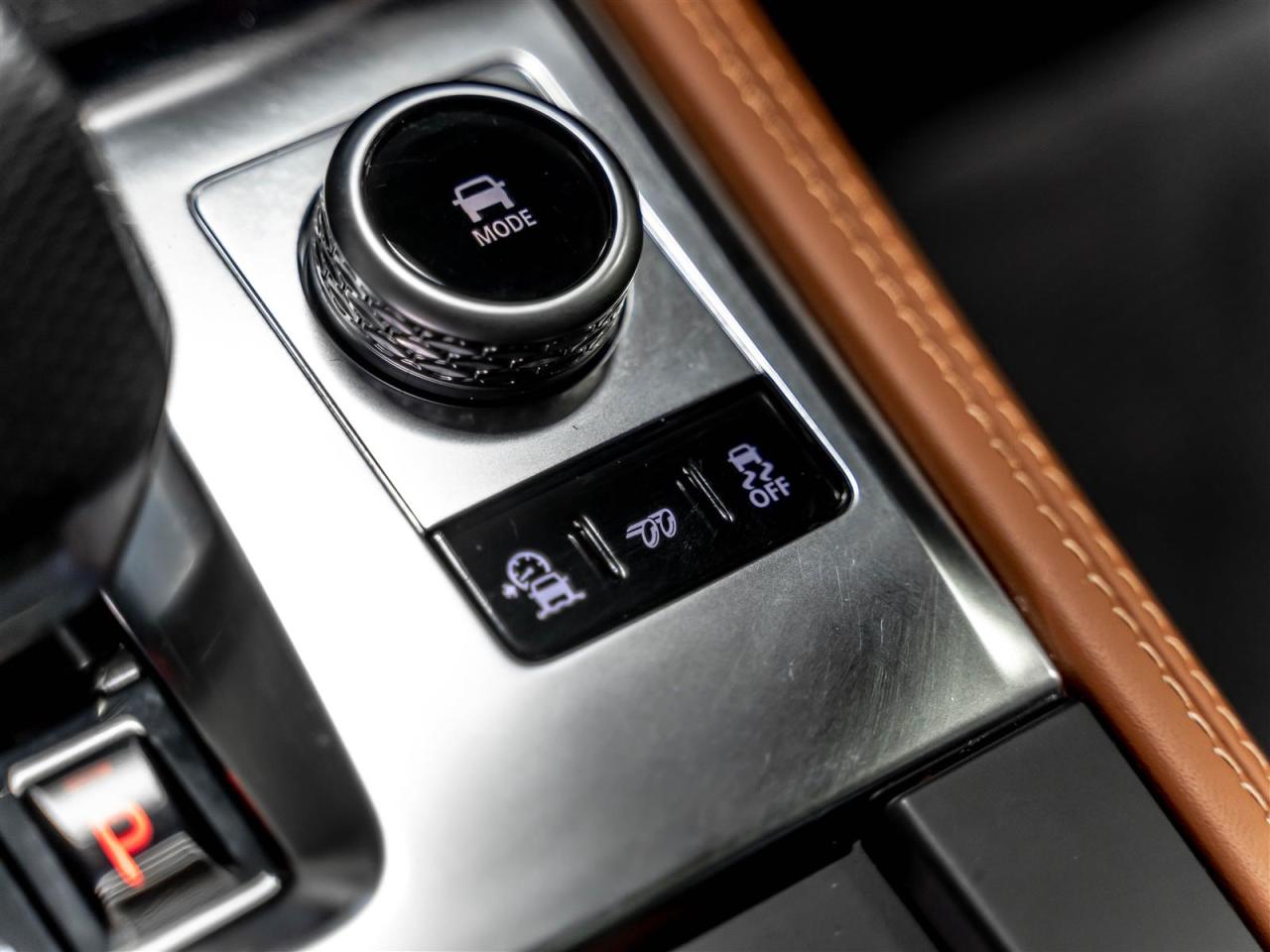 2022 Jaguar F-PACE SVR|550HP|ADAPT CRUISE|360CAM|MERIDIAN|LOADED Photo