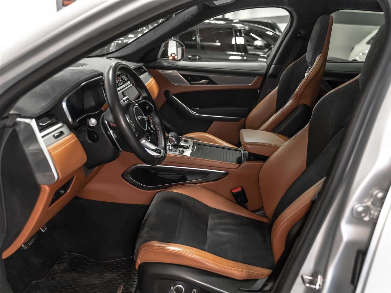 2022 Jaguar F-PACE $553 BI WEEKLY $5000 DOWN** SVR|550HP|ADAPT CRUISE|360CAM|MERIDIAN|LOADED Photo