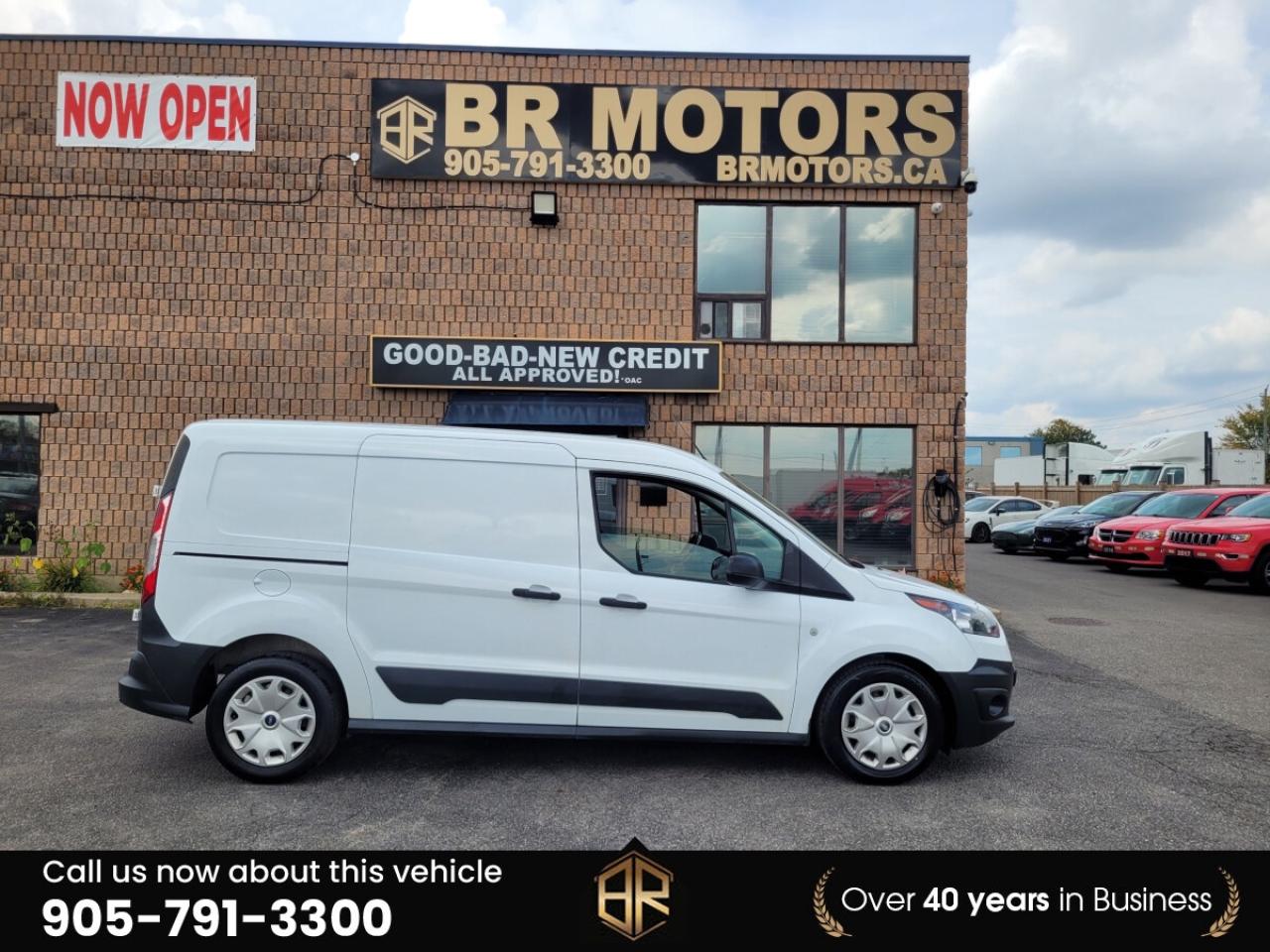 2018 Ford Transit Connect XLT | No Accidents Reported Photo3